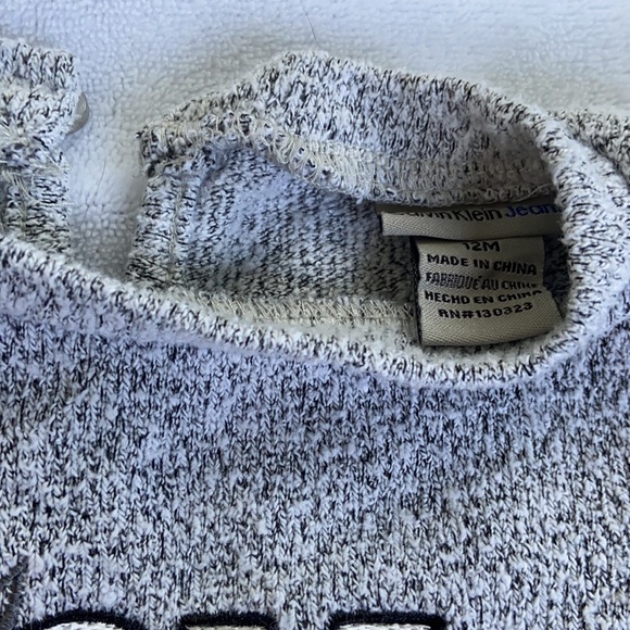 Calvin Klein shirt 12 months - Picture 4 of 5